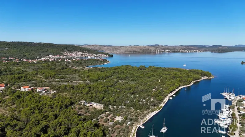 Bilice, building land near Vrulje bay – 3