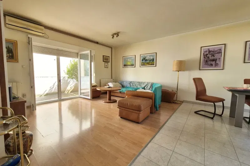 Casa familiare a schiera su due piani – 2