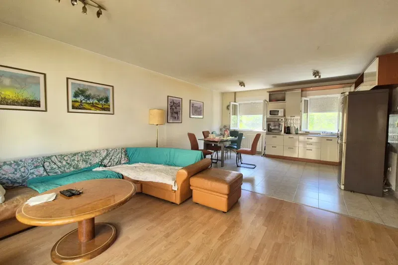 Casa familiare a schiera su due piani – 3