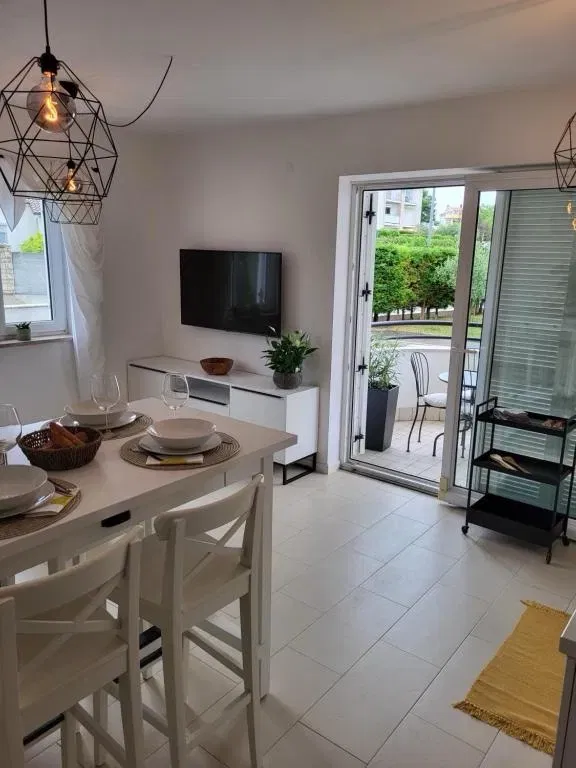 Flat Zambratija, Umag, 64m2 – 2