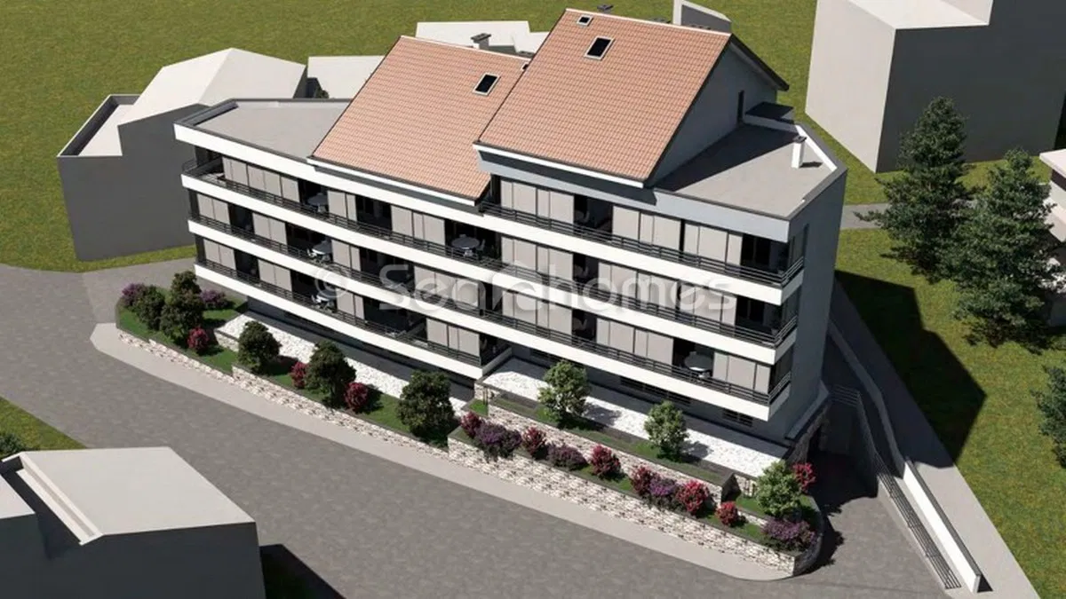 Penthouse s velikom terasom, Baška Voda