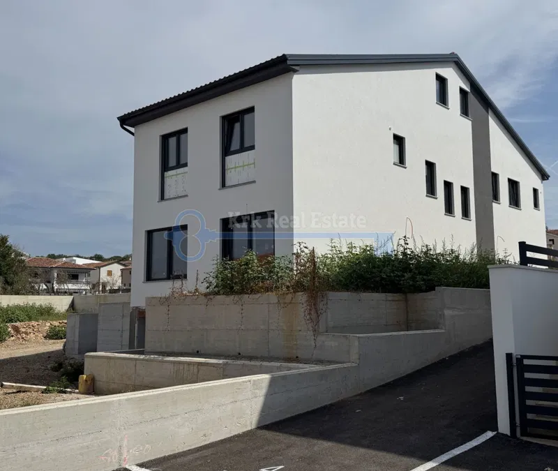MALINSKA - APARTMAN SA GARAŽOM, NOVOGRADNJA – 2