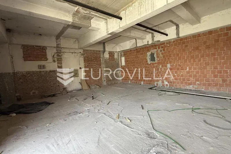 Osijek, Čepin, unfinished business premises, area 81 m² – 3