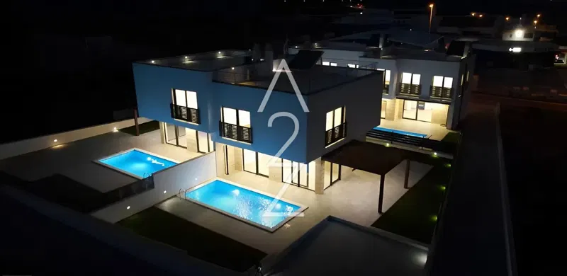Modern Semi-Detached Villa with Private Pool and Sea Views – 3
