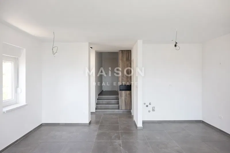 Comfortable Two-Bedroom Apartment in a New Building, Mandre – S1 – 3