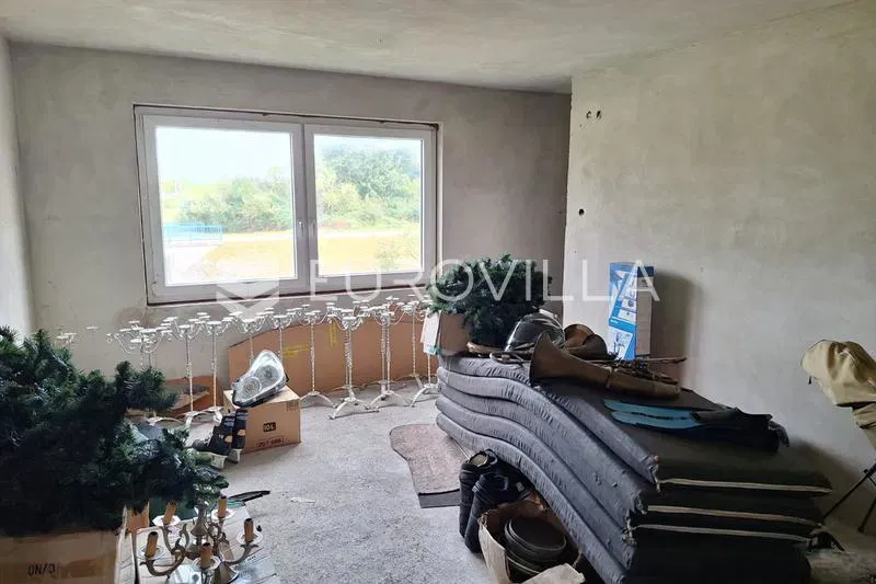 Karlovac, Udbinja, house 293 m², 3 apartments – 3