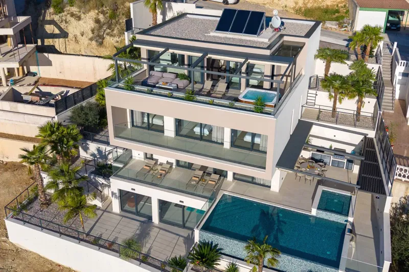 Villa moderna con vista panoramica sul mare – 3