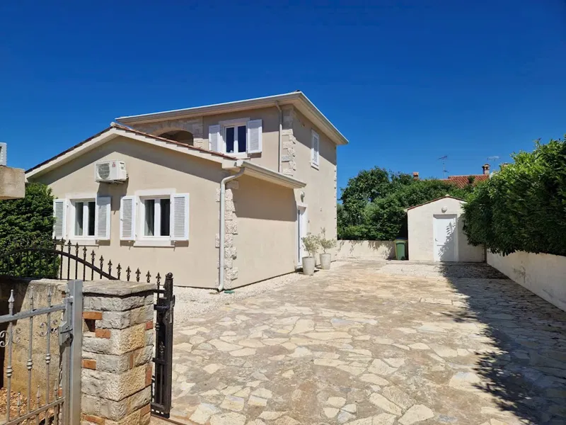 For sale: house in a quiet location near Poreč, mostly stone-built, with pool (KOP-718) – 3