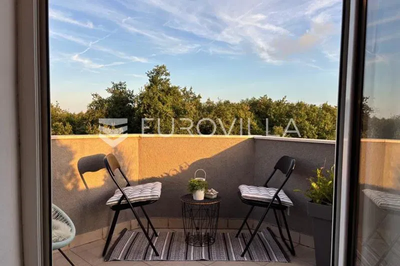 Istria, Liznjan, spacious two-bedroom apartment 87 m2 with sea view – 2