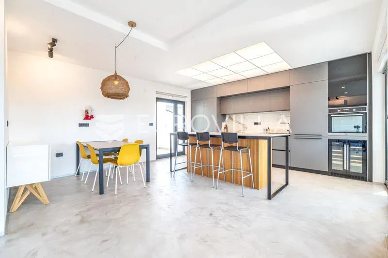 Zagreb, Maksimir, Remete, luxury three room penthouse 150 m² garage 2 outdoor parking spaces – 3