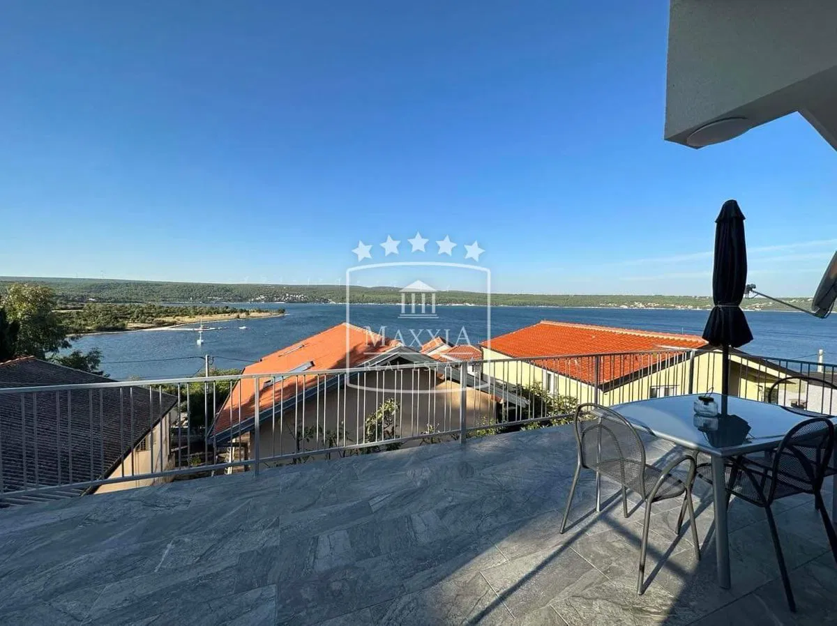 Kruševo - kvalitetna kuća blizu mora 150m2! Pogled more!298000€