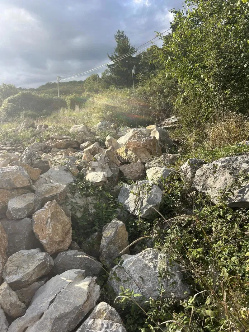 Építési telek Kastav, 800m2 – 3