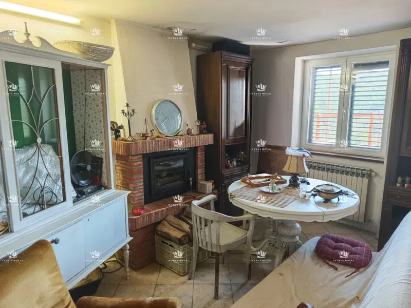 Istra, Oprtalj, casa 70m2 – 2