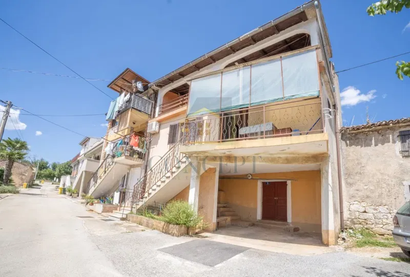 Poreč, dintorni, Casa a schiera e rudere con giardino da ristrutturare, 19 km dal mare – 2