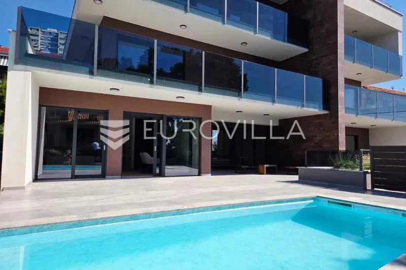 Rijeka, Kantrida, four-bedroom apartment net usable area is 128 m² with swimming pool and sea view – 2