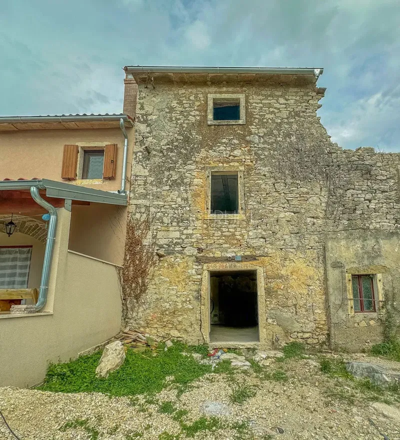 Buje area, stone house with panoramic view – 2