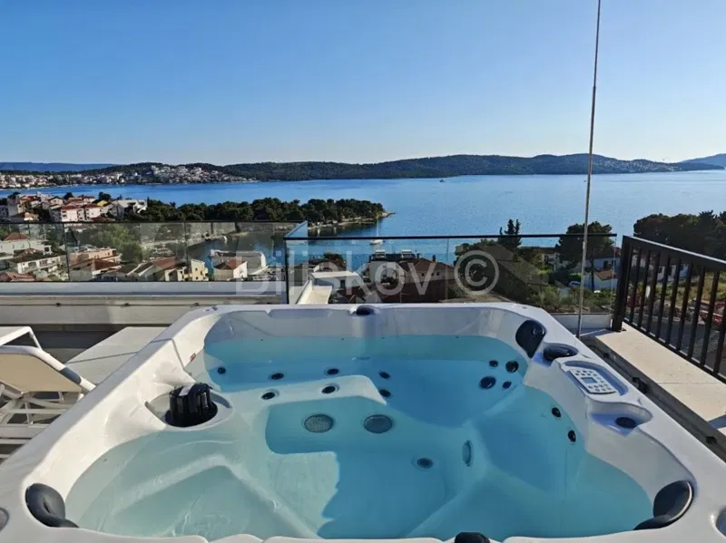 Split 2 bedroom apartment for sale, renovated and furnished – 2