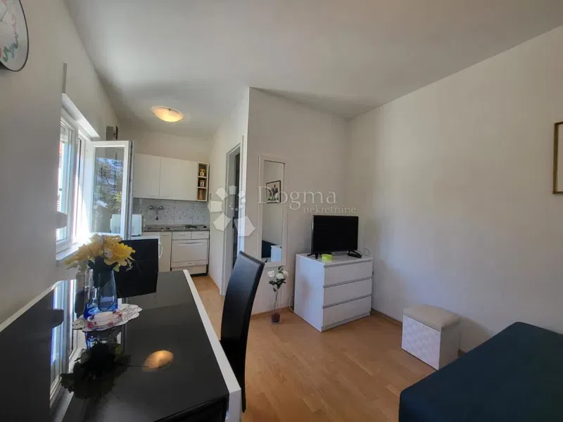 Appartamento completamente ristrutturato con balcone vicino al mare - BARARIGA – 3