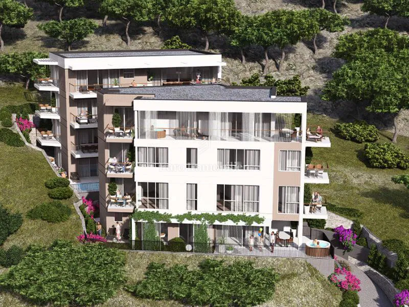 Tučepi, Appartamento in una Nuova Costruzione Vicino al Mare