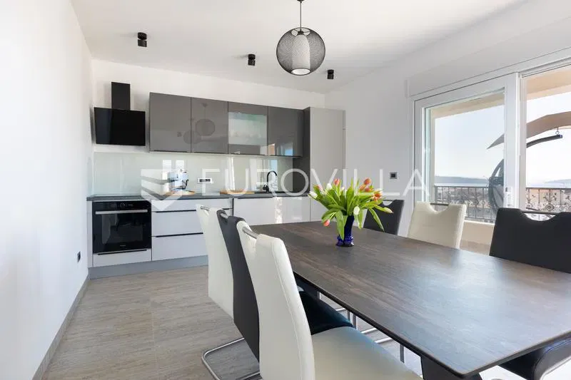 Kaštela, newly built house with swimming pool, fireplace and sea view – 2