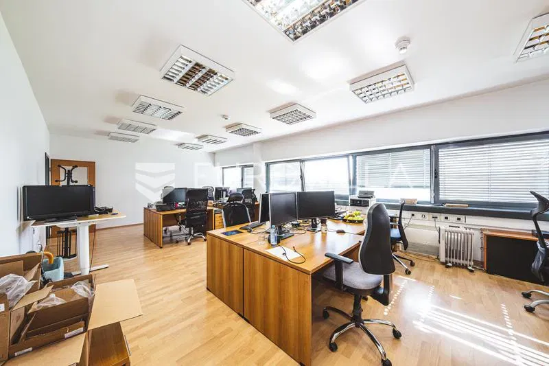 Immobile commerciale Borongaj – 2