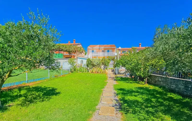 Umag, surroundings! House with 5 bedrooms! – 3
