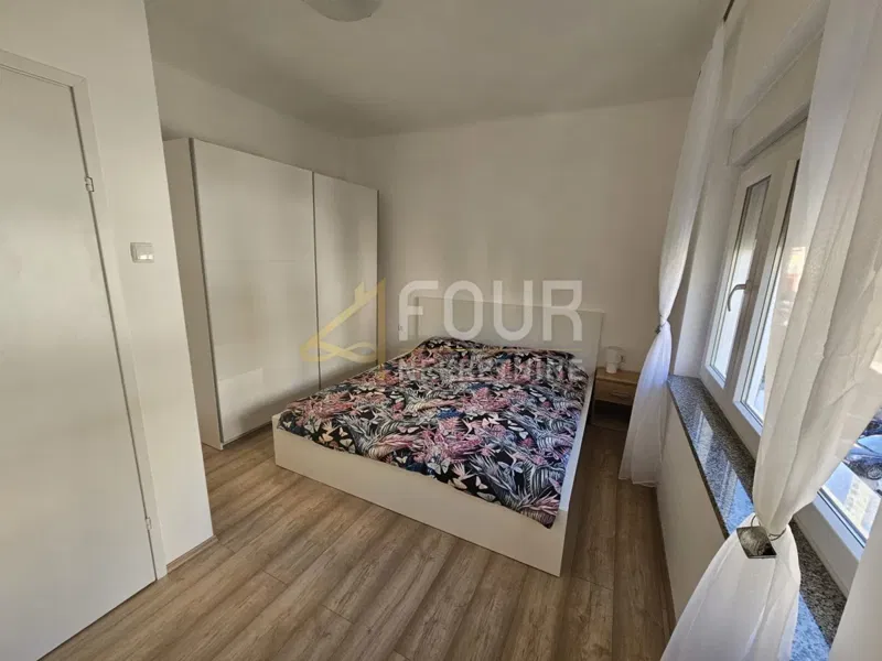 Fiume, Banderovo, 3szobás, 50.80m2 - valójában 1 hálószoba + nappali és garzonlakás – 3