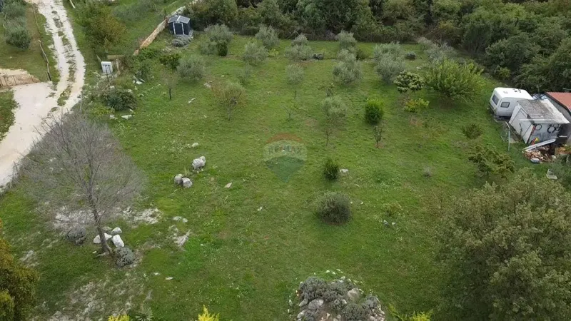 Земельный участок нестроительного назначения Kadumi, Poreč, 1.920m2 – 2