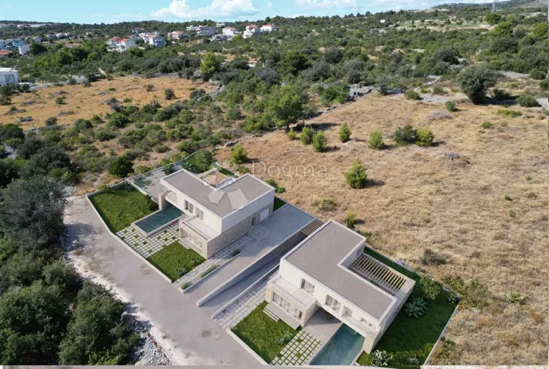 ROGOZNICA - LÁTVÁNYOS VILLA GYÖNYÖRŰ KILÁTÁSSAL – 2