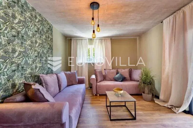Strožanac luxurious apartment for rent with a garden, swimming pool, sauna and jacuzzi, P-place – 2