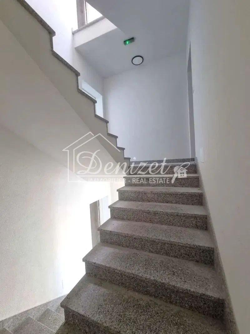 Okrug Gornji, Two-Bedroom Apartments with Roof Terrace Near the Sea – 3