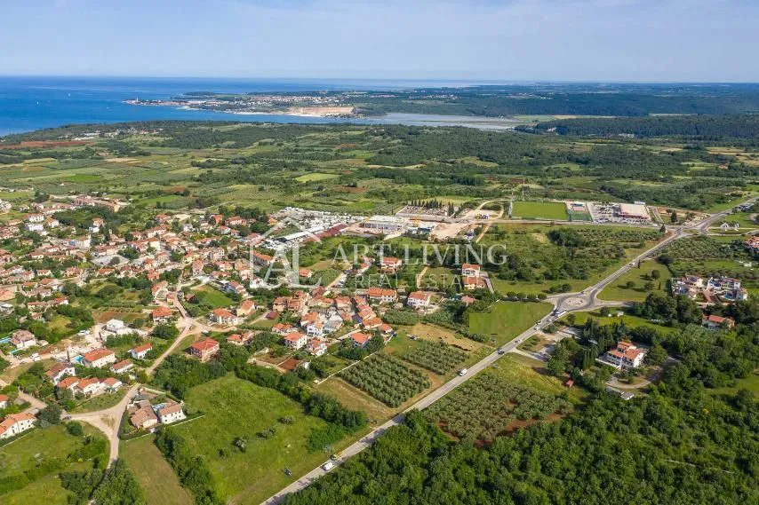 Istra, Tar - Prostrano atraktivno građevinsko zemljište, 3500 m2, izvrsna lokacija