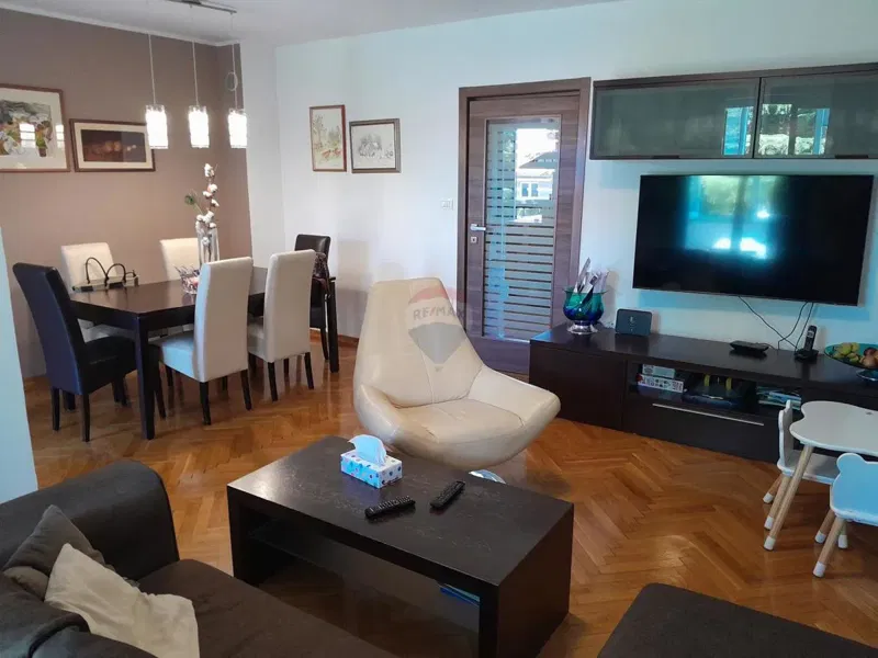 Condo/Apartment Fažana, 89m2 – 2