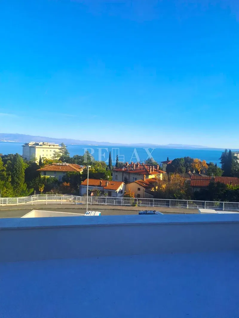 Lovran - luxury apartment in a new building – 2