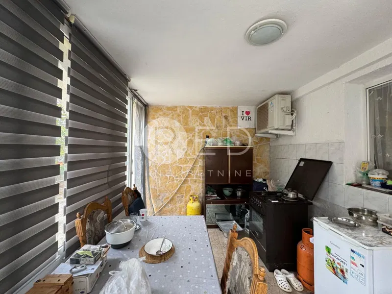 PRODAJA KUĆE/VIKENDICE NA OTOKU VIRU - 4 APARTMANA – 3