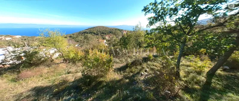 Građevinsko zemljište s pogledom na more – 1017 m²