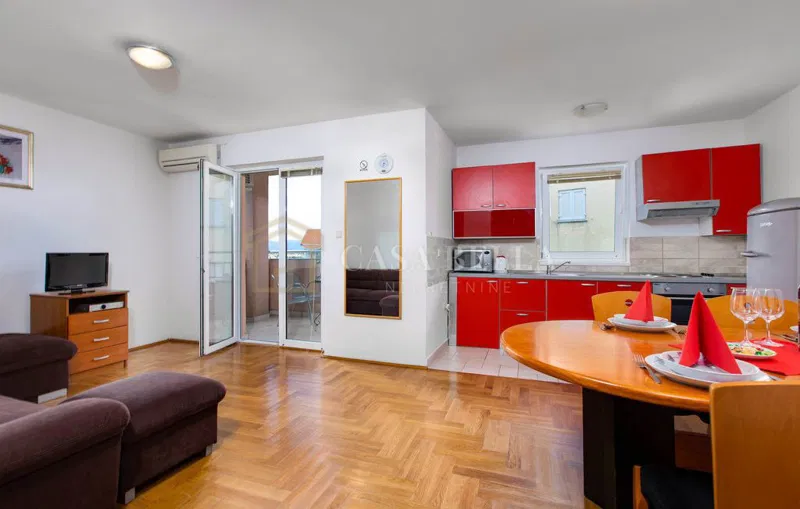 Prodaje se 3-sobni stan u kući – Malinska, otok Krk, 62 m² – 2
