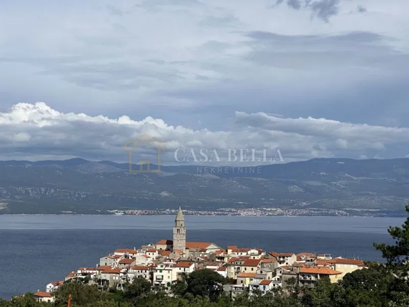 Krk, Vrbnik, luksuzni apartman, 151 m2 – 2