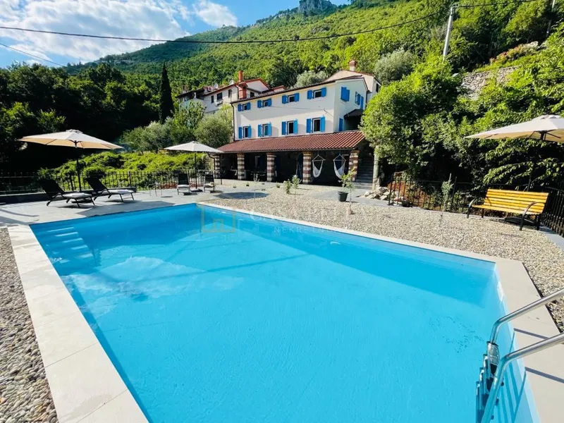 Mošćenićka Draga, villa s prostranom okućnicom i bazenom – 3