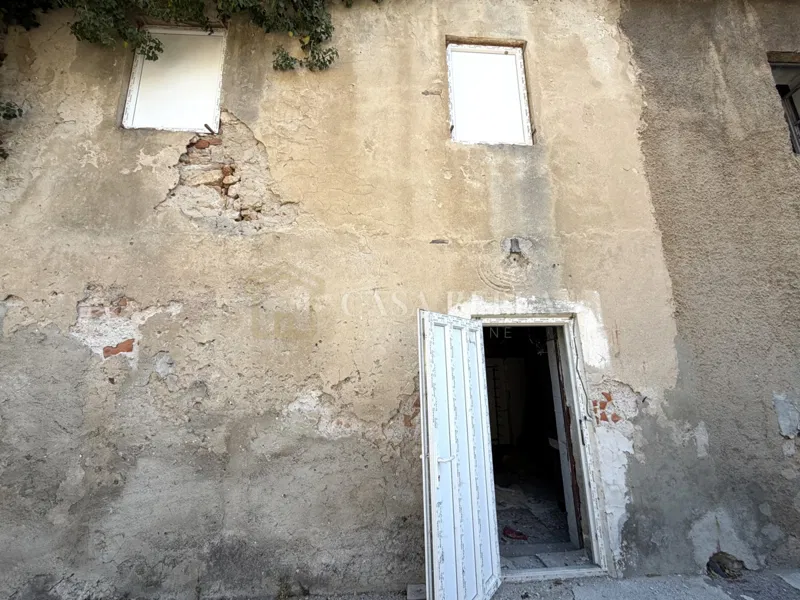 Bribir, Centar - starina za adaptaciju – 2