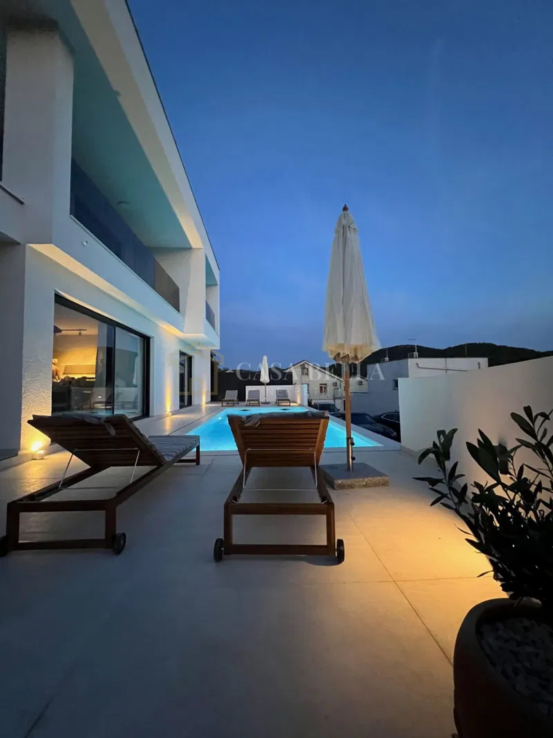 *Samo kod nas, Dugi otok, 2 Ville sa bazenom – 3