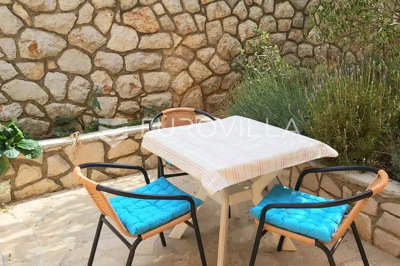 Island of Lošinj - house with four apartments, 220 m², in a peaceful location near the sea. – 3