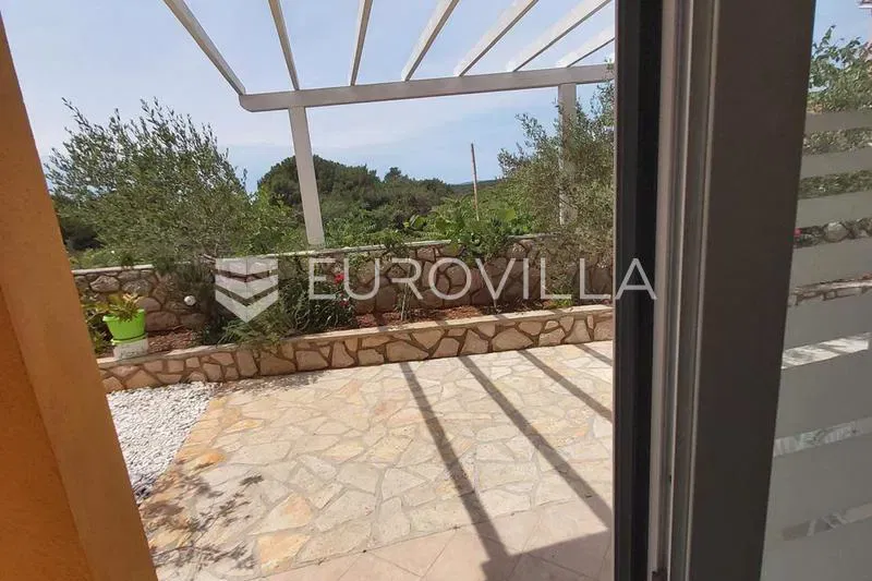 Island of Lošinj - house with four apartments, 220 m², in a peaceful location near the sea. – 2