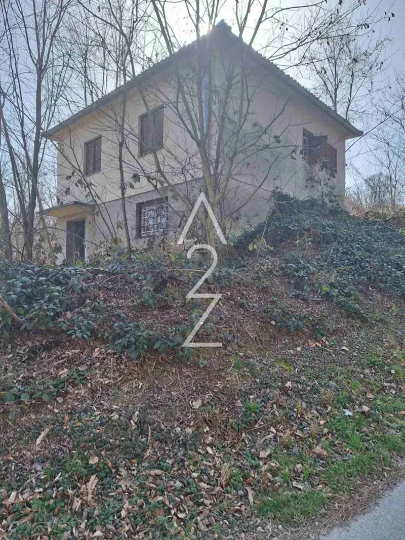Pozemek Cerje Tužno