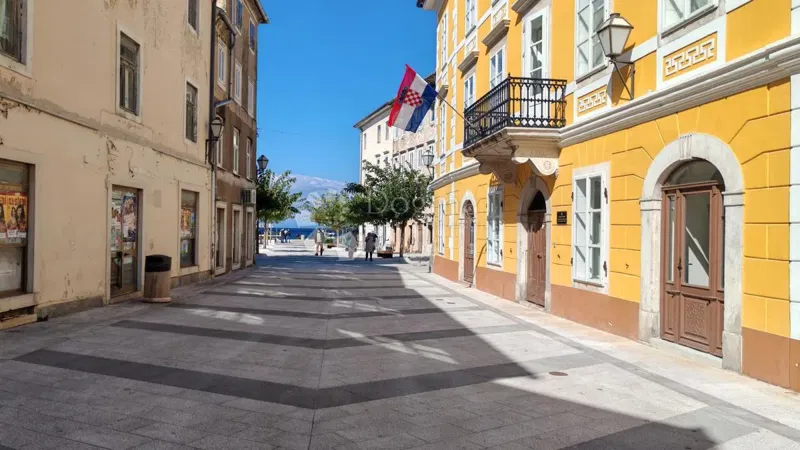 Lokal użytkowy Alan, Senj, 110m2 – 2