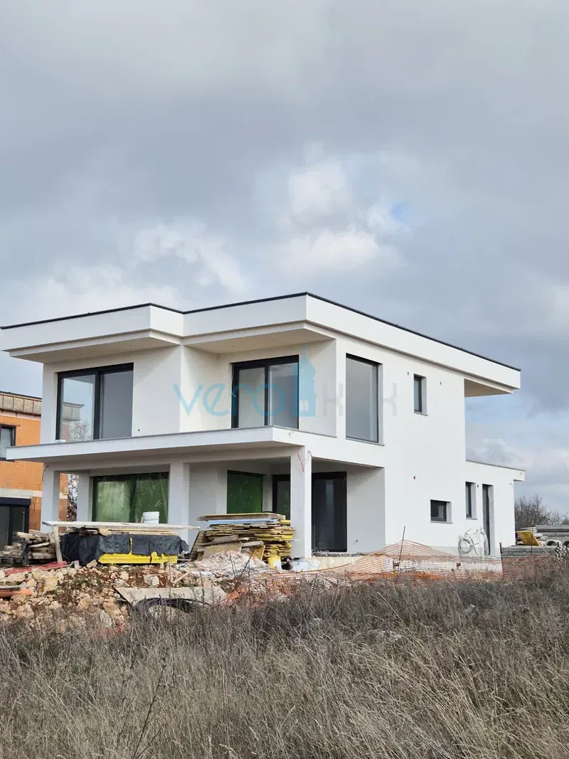Isola di Krk, città di Krk, dintorni, villa moderna con piscina, in vendita – 3