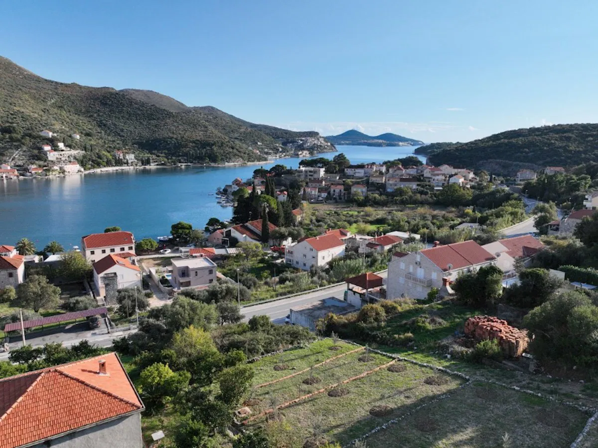 Zaton Mali - zemljište sa lokacijskom dozvolom i projektom