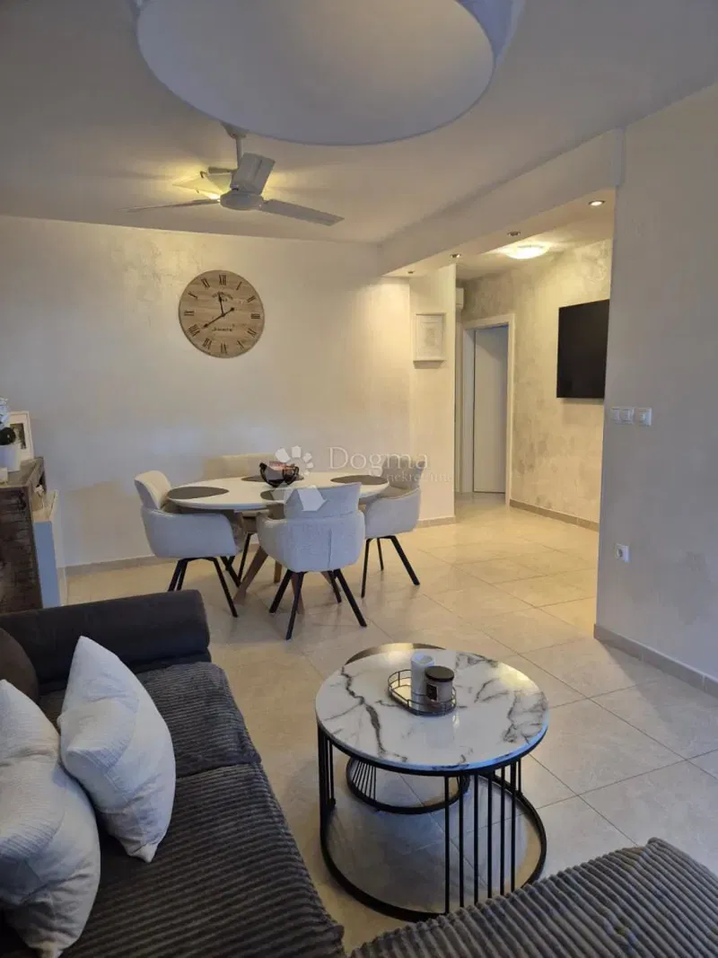 Appartamento con due camere a pochi passi dal mare – Okrug Gornji – 3