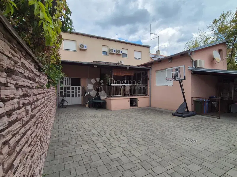 Casa Gornji grad / Centar, Osijek, 351,57m2 – 3
