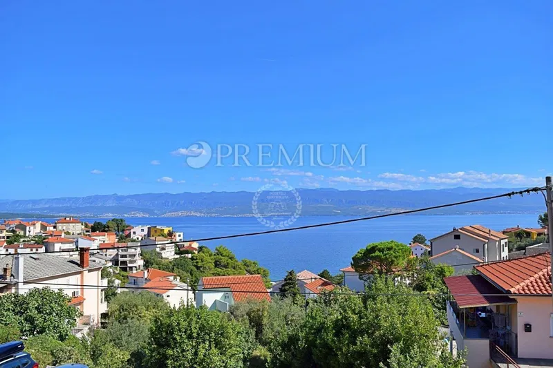 Vrbnik, zazidljivo zemljišče z razgledom na morje, 150.000 € – 3